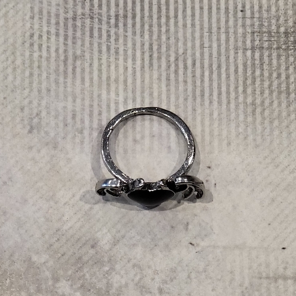 Heart Ring - Picture 2 of 3